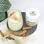 Cargar imagen en el visor de la galería, Matcha Chai Latte con envase y bebida preparada
